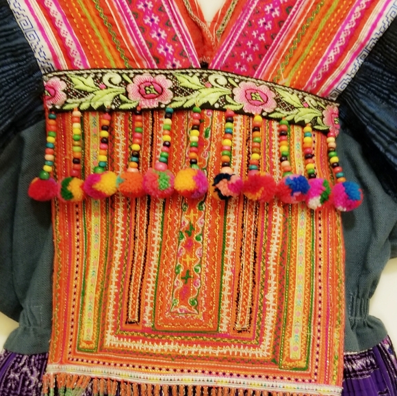 Blouse - Picture 4 of 4